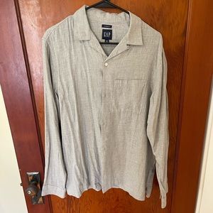 Gap button down shirt